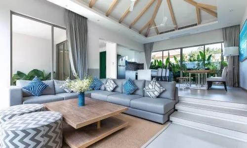 Шикарная вилла с 3 спальнями и с видом на бассейн в проекте Тричада Тропикал, на пляже Бангтао/Лагуна