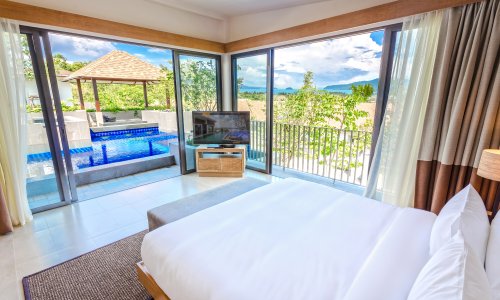 Роскошная вилла с 4 спальнями и с видом на море в проекте Касабей Лакшери Пул Виллас, на пляже Равай