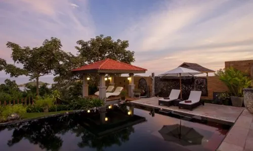 Сногсшибательная вилла с 4 спальнями и с видом на море, на пляже ????