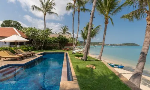 Шикарная вилла с 7 спальнями и с видом на море, на пляже ????