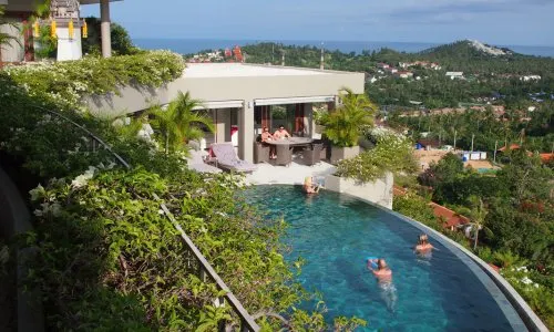 Великолепная вилла с 5 спальнями и с видом на море, на пляже ????