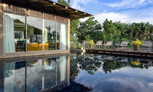 Превосходная вилла премиум класса с 4 спальнями и с видом на море в проекте Ля Колин, на пляже Лаян 