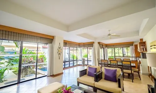 Великолепная вилла с 3 спальнями и с видом на бассейн в проекте Лагуна Линкс, на пляже Бангтао/Лагуна