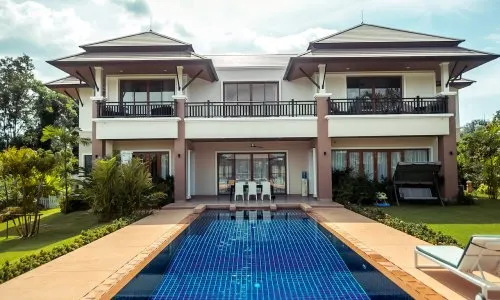 Сногсшибательная вилла с 4 спальнями и с видом на бассейн в проекте Лагуна Вилладж, на пляже Бангтао/Лагуна