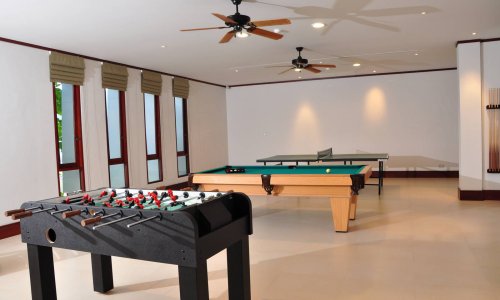 Великолепная вилла премиум класса с 5 спальнями и с видом на море в проекте Андара, на пляже Камала 