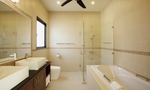 Шикарная вилла с 4 спальнями и с видом на бассейн в проекте Зе Виллас, на пляже Найхарн