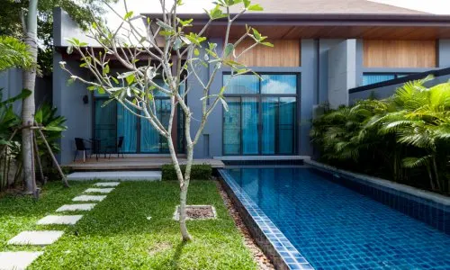 Великолепная вилла с 2 спальнями и с видом на бассейн в проекте Саян Эстэйт, на пляже Равай