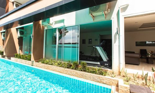 Прекрасные апартаменты с 2 спальнями и с видом на бассейн в проекте Карон Чик, на пляже Карон