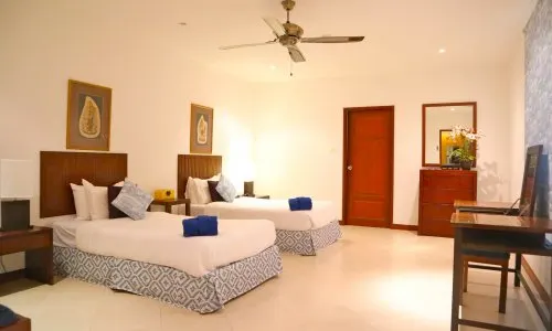 Великолепный пентхауз с 2 спальнями и с видом на бассейн в проекте Баан Пури, на пляже Сурин