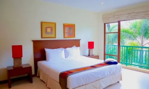 Cтильные апартаменты с 2 спальнями и с видом на бассейн в проекте Баан Пури, на пляже Сурин