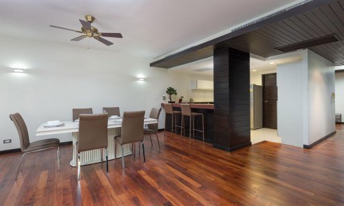 Великолепные апартаменты с 3 спальнями и с видом на сад, не далеко от моря в проекте Чом Таван, на пляже Бангтао/Лагуна