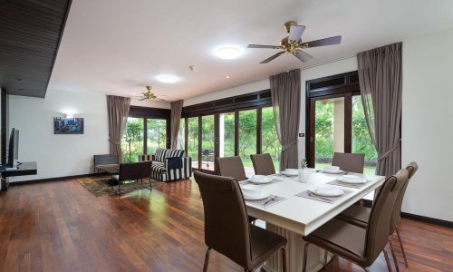 Великолепные апартаменты с 3 спальнями и с видом на сад, не далеко от моря в проекте Чом Таван, на пляже Бангтао/Лагуна