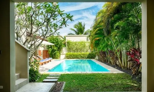 Сногсшибательная вилла с 3 спальнями и с видом на бассейн в проекте Зе Резиденс Бангтао, на пляже Бангтао/Лагуна (+ Видео обзор)