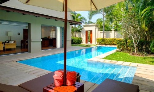 Комфортабельная вилла с 2 спальнями и с видом на бассейн в проекте Зе Резиденс Бангтао, на пляже Бангтао/Лагуна