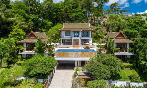 Восхитительная вилла премиум класса с 4 спальнями и с видом на море в проекте Аяра Сурин, на пляже Сурин