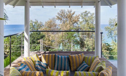 Сногсшибательная вилла премиум класса с 3 спальнями и с видом на море в проекте Сурин Хайтс, на пляже Сурин