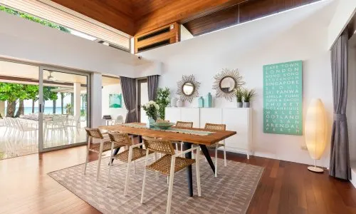 Модная вилла премиум класса с 5 спальнями и с видом на море, на пляже Натай