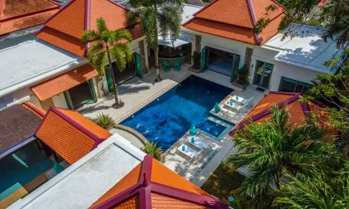 Сказочная вилла с 5 спальнями и с видом на бассейн в проекте Сайтан, на пляже Бангтао/Лагуна (+ Видео обзор)