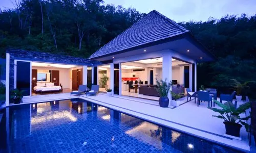 Сногсшибательная вилла с 3 спальнями и с видом на море в проекте Оверлукинг Лайян, на пляже Бангтао/Лагуна