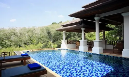 Шикарная вилла с 4 спальнями и с видом на бассейн в проекте Лейквуд хиллс, на пляже Бангтао/Лагуна