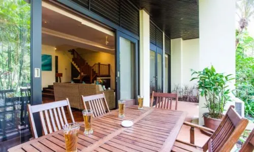 Прекрасные апартаменты с 2 спальнями и с видом на сад, не далеко от моря в проекте Маантаван, на пляже Бангтао/Лагуна