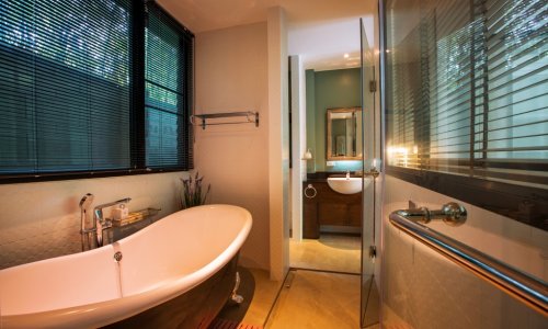 Сногсшибательная вилла с 3 спальнями и с видом на бассейн в проекте Пхурисала, на пляже Бангтао/Лагуна