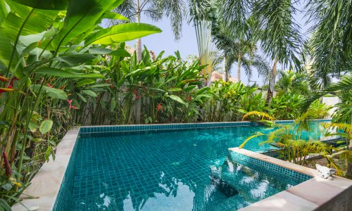 Шикарная вилла с 3 спальнями и с видом на бассейн в проекте Кокянг, на пляже Найхарн