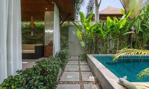 Шикарная вилла с 3 спальнями и с видом на бассейн в проекте Кокянг, на пляже Найхарн