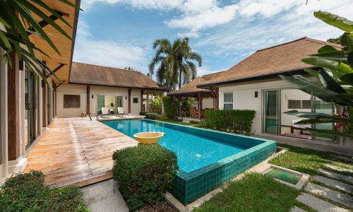 Великолепная вилла с 3 спальнями и с видом на бассейн в проекте Кокянг, на пляже Найхарн