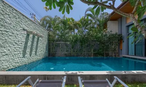 Модная вилла с 3 спальнями и с видом на бассейн в проекте Кокянг, на пляже Найхарн