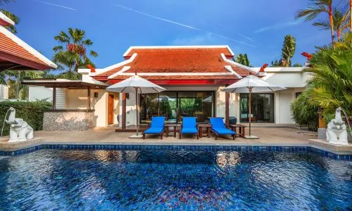 Cтильная вилла с 3 спальнями и с видом на горы в проекте Баан Буа, на пляже Найхарн