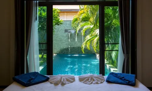 Комфортабельная вилла с 2 спальнями и с видом на бассейн в проекте Оникс, на пляже Найхарн