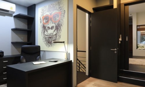 Шикарный таунхаус с 3 спальнями и с видом на бассейн, не далеко от моря, на пляже Ката Ной