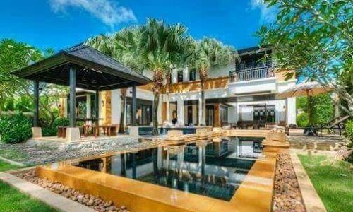 Превосходная вилла с 4 спальнями и с видом на бассейн, не далеко от моря в проекте Чом Таван, на пляже Бангтао/Лагуна