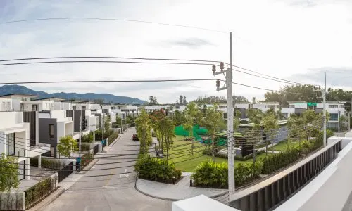 Превосходная вилла с 5 спальнями и с видом на бассейн в проекте Лагуна Парк, на пляже Бангтао/Лагуна