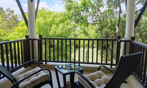 Сказочный таунхаус с 2 спальнями и с видом на бассейн в проекте Ангсана Виллас Резорт, на пляже Бангтао/Лагуна