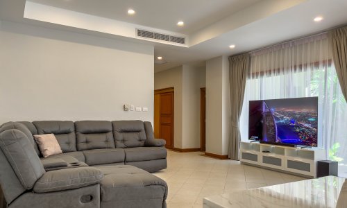 Роскошная вилла с 4 спальнями и с видом на бассейн в проекте Ангсана Виллас Резорт, на пляже Бангтао/Лагуна