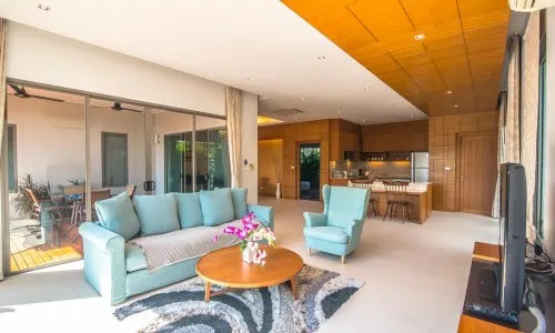 Шикарная вилла с 4 спальнями и с видом на бассейн в проекте Танод Эстейт II, на пляже Бангтао/Лагуна