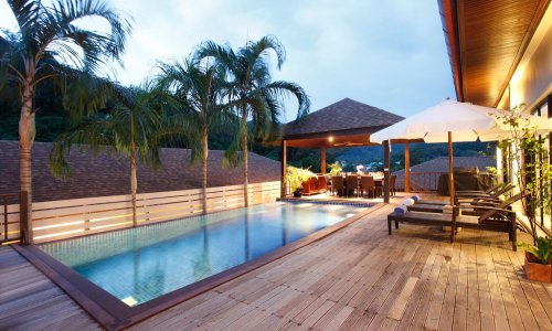 Прекрасная вилла с 6 спальнями и с видом на бассейн в проекте Зе Виллас, на пляже Найхарн