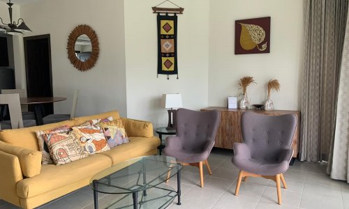 Модные апартаменты с 2 спальнями и с видом на гольф-поле в проекте Алламанда 2 и 3, на пляже Бангтао/Лагуна