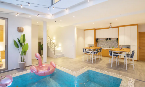 Великолепная вилла с 4 спальнями и с видом на бассейн, на пляже Таланг