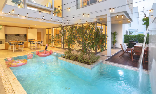 Великолепная вилла с 4 спальнями и с видом на бассейн, на пляже Таланг