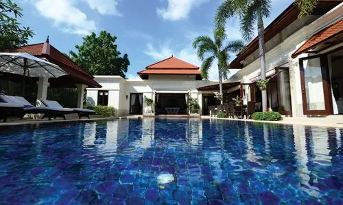 Модная вилла с 4 спальнями и с видом на бассейн в проекте Сайтан, на пляже Бангтао/Лагуна (+ Видео обзор)