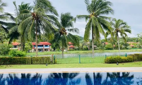 Шикарная вилла премиум класса с 4 спальнями и с видом на бассейн в проекте Ангсана Виллас Резорт, на пляже Бангтао/Лагуна