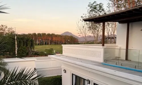 Восхитительная вилла с 5 спальнями и с видом на бассейн в проекте Менара Хиллс Лакшери Пул Виллас, на пляже Бангтао/Лагуна