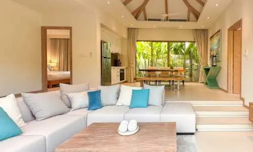 Шикарная вилла с 3 спальнями и с видом на бассейн в проекте Тричада Скай, на пляже Бангтао/Лагуна