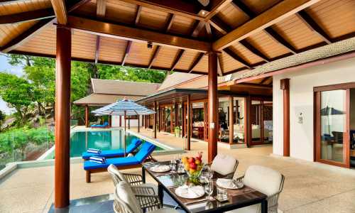 Восхитительная вилла с 5 спальнями и с видом на море, на пляже Камала 