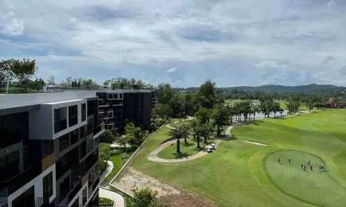 Потрясающие апартаменты с 1 спальней и с видом на гольф-поле в проекте Скай Парк, на пляже Бангтао/Лагуна (+ Видео обзор)