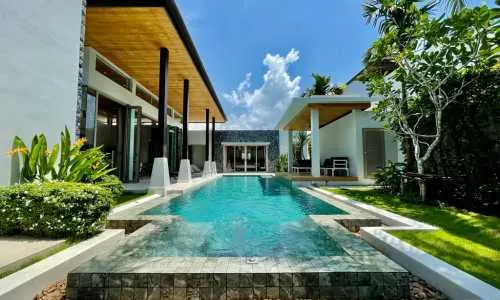 Потрясающая вилла с 4 спальнями и с видом на бассейн в проекте Ботаника Бангтао Бич, на пляже Бангтао/Лагуна