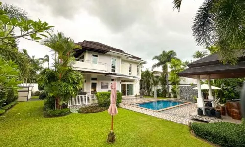 Потрясающая вилла с 4 спальнями и с видом на бассейн в проекте Танод Эстэйт, на пляже Бангтао/Лагуна